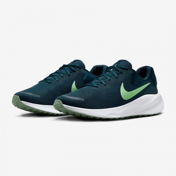 Tenis Nike Revolution 7