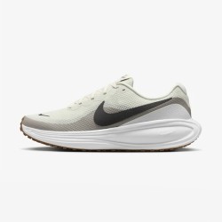 Tenis Nike Revolution 8