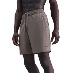 Short Nike Form