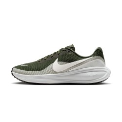 Tenis Nike Revolution 8