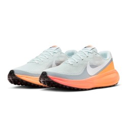Tenis Nike Revolution 8