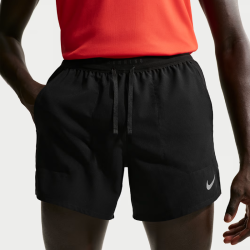 Short Nike Stride